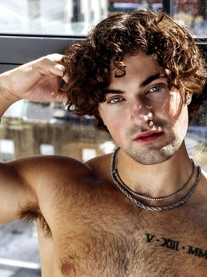 Free gay porn pics with Mike Monroe & Jack Grey