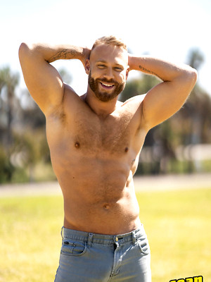 Free gay xxx pics with Brogan, Vin Roxx