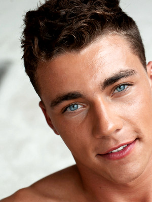 Free gay porn pics with Bruce Querelle