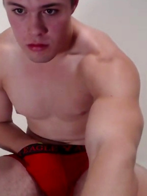 Gay boys pics - Naughty Buff Boy Shows ASS