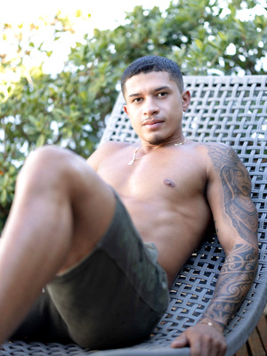 Gay male in Markin Wolf and Gui Souza