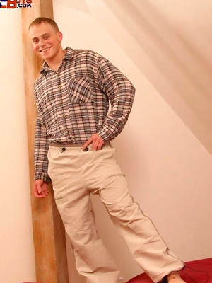 Hot boys nude photos - Hot muscle stud posing naked