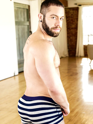 Free gay porn pics with Bearded gay boys Jackson Reed & Eddy Ceetee butt fuck after yoga session