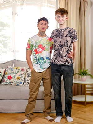 Gay male in Archi Gold and Chris Ox