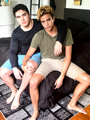 Twinks xxx pics - Bromo Axel Kane, Johnny Bandera