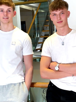 Hot boys nude photos - Straight Hunks Wank their Big Uncut Cocks Together & Shoot Cum Everywhere!