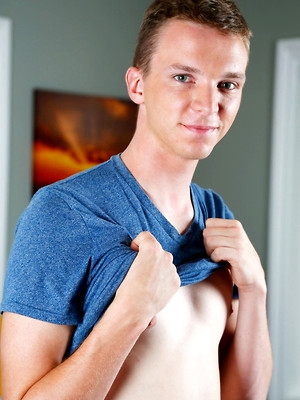 Hot twinks porn pics - Skinny jocks Adrian Rivers tops Jessie Kale's twink ass