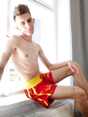 Gay pics of Andy Ford solo