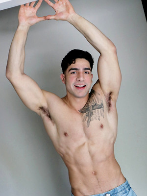 Gay sex pics with Super Fit Hung Cock Diego Cruz Jerks Off