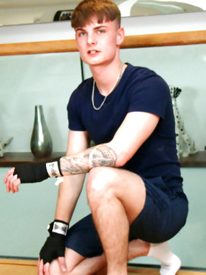 Twinks xxx pics - Straight Young Boxer Flynn