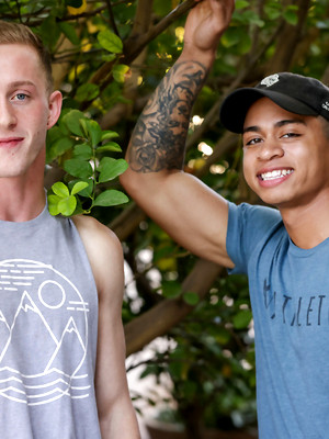 Free gay porn pics with 2 New STUDS - Leon Foreman Pounds Liam Quinn's Tight Hole