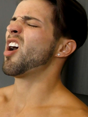 Gay porn pics 3897 Casey Everett solo