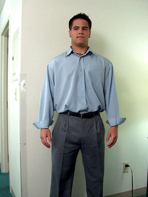 Free gay porn pics with Greg posing