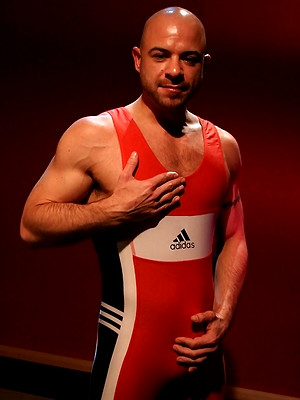 Gay sex pics with Ben Solo. Bald hunk jacking off