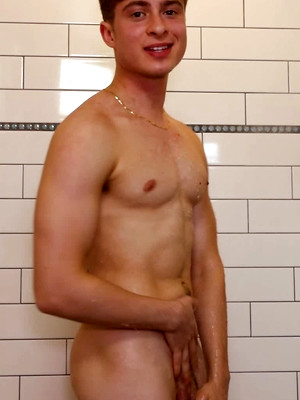 Hot twinks porn pics - Virgin Stud Lucas Walker Puts On A Show For The Camera!