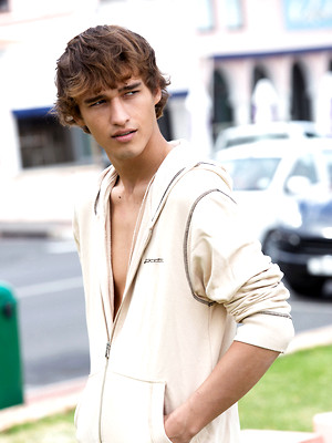 Hot twinks porn pics - Kieran Benning