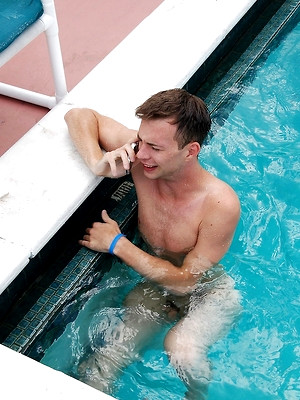 Hot gay sex pics with Sexy gay boyfriends Skyler Lee & Glacias Ice bang in the public pool