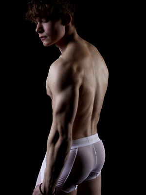 Free gay porn pics with Markky solo