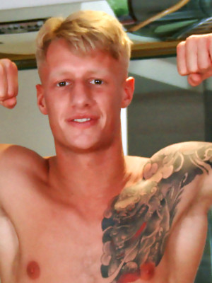 Free gay porn pics with Straight Young & Muscular Jake