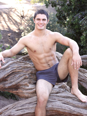 Gay porn pics Scott shows his perfect ripped body