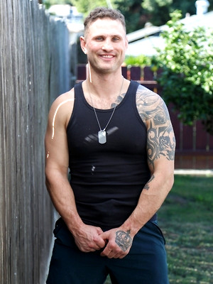 Hot gay sex pics with Bone ASSpetit