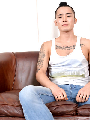 Hot boys nude photos - Gorgeous Japanese Student Yoshi