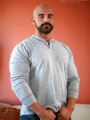 Free gay xxx pics with Tony Daniels solo