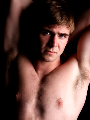 XXX gay photos of Alan shows his cock and ass