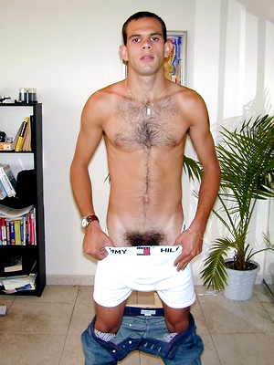 Gay pics of Lee is Cuban and has a sexy body and amazing face
