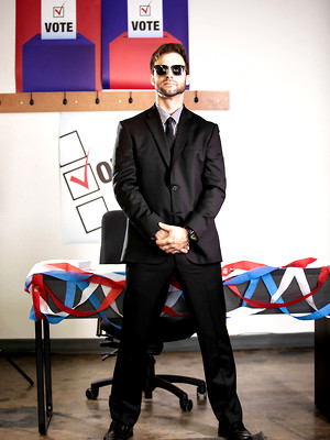 Hot boys nude photos - Benjamin Blue, Gabriel Clark hardcore anal fucking