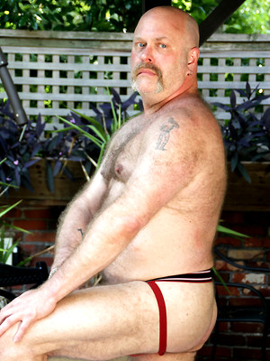 XXX gay photos of Hank Crenshaw Solo