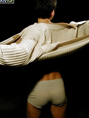 Twinks xxx pics - Fit boy Jarrod Pan stroking his smaller cock.