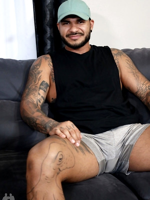 Gay porn pics Bait: Rob Bait: Helloojose