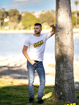 XXX gay photos of Caden, Devy