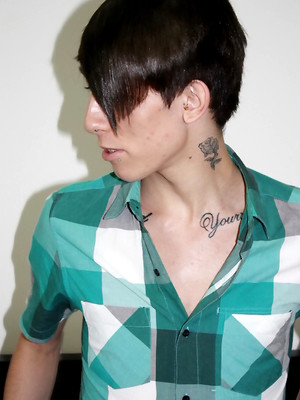 Free gay xxx pics with Tantrum Jerks