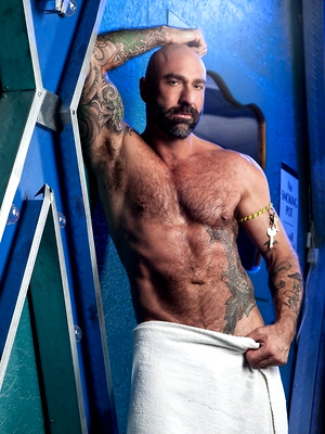 Gay sex pics with Cock Hunter