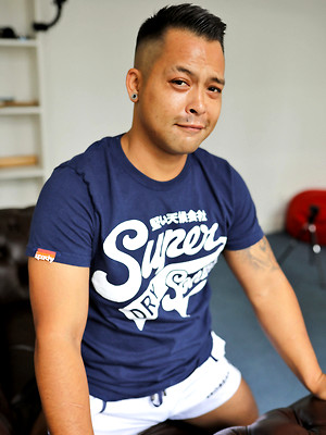 Gay porn pics Our sexy mate Sam Sivahn is back in the studio this summer