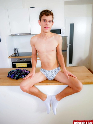 Hot twinks porn pics - Ollie Barn