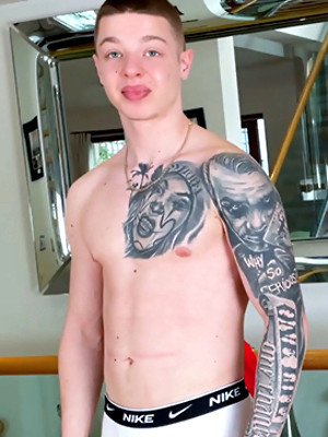 Gay sex pics with Young Straight Muscular Lad Wanks his Uncut Cock & Fires a Massive Load Over his Shoulder!