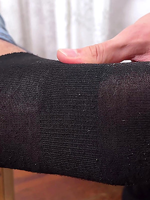 Hot gay sex pics with Maui's Size 15s Sniffed & Worshiped