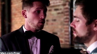 Check new gay sex scene with Griffin Barrows and Roman Todd, Str8 to GayTrailer