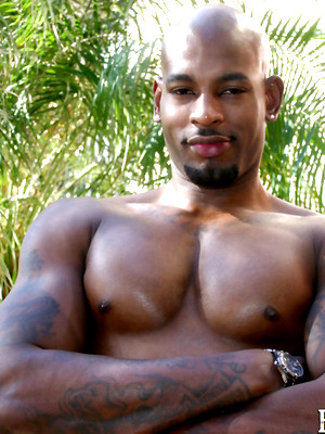 Gay male in Flash Brown Unleashes Big Cock