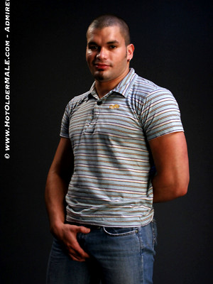 Gay sex pics with Danny Lopez solo