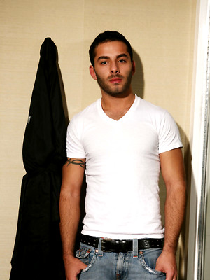 Gay sex pics with Jason Michaels taks shower