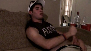 Check new gay sex scene with Bentley getting a pretty amazing dick down from the other brothers in the house!
