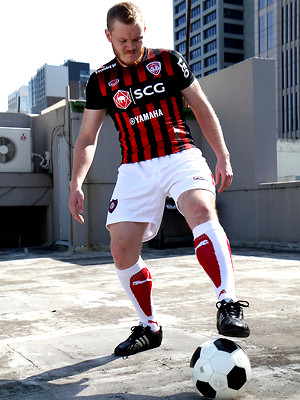 Gay sex pics with Aussie Red Head - Beau Jackson strips naked out on Ben's rooftop