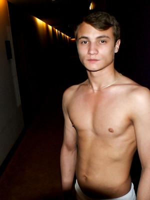 Twinks xxx pics - Club Bang Boys