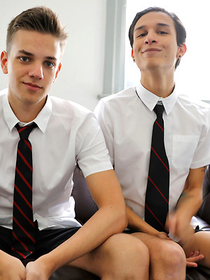 Twinks xxx pics - Our cute mates Connor Peters and Andy Samuel together
