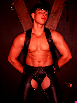 Gay pics of Dungeon D solo