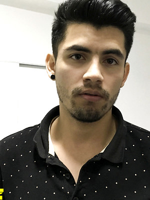 Free gay porn pics with Numero 109